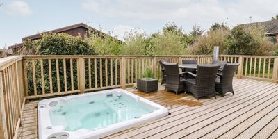 Hartland Forest Lodges with hot tub in Devon